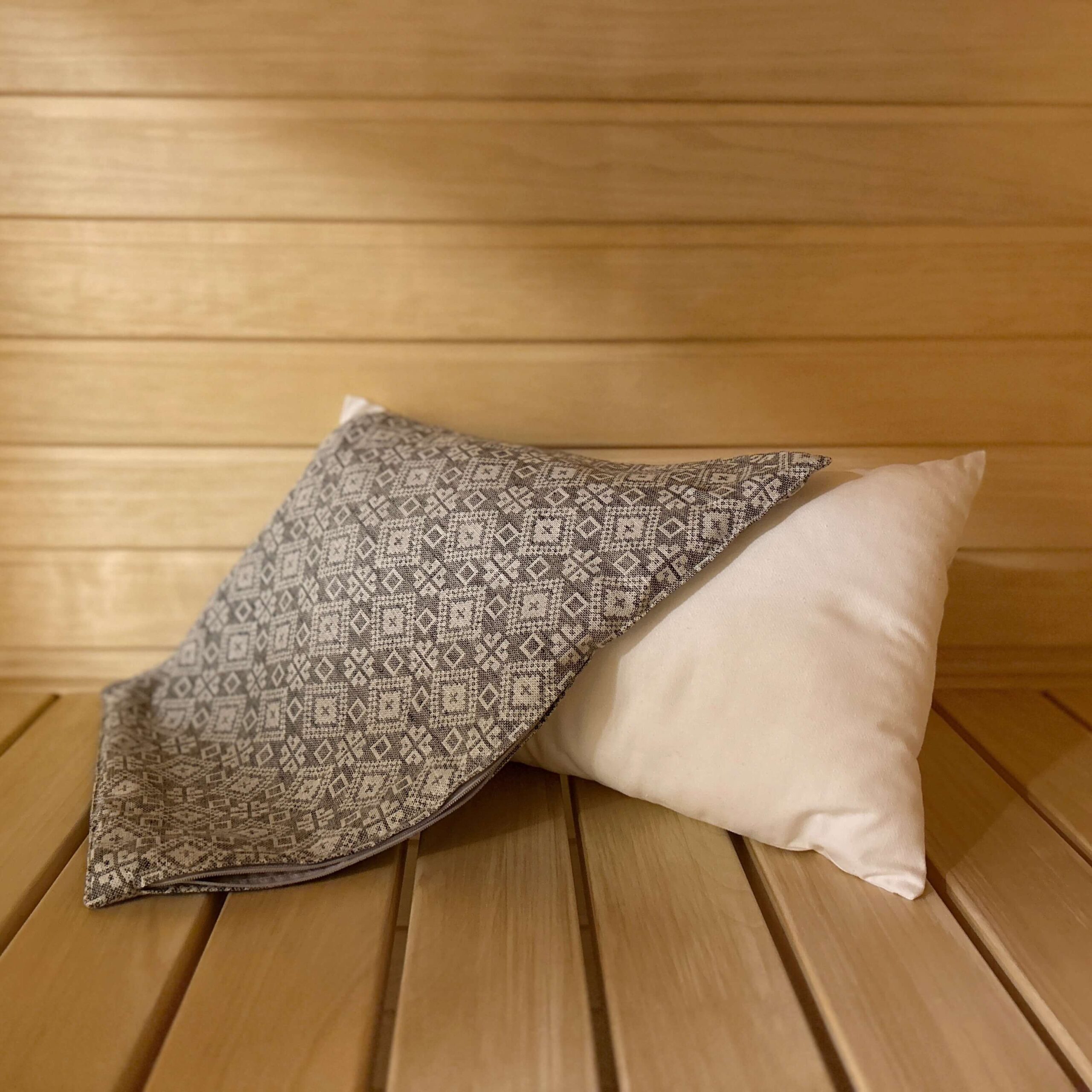 Saunapadja padjapüür Eesti muster Kingiidee Loko