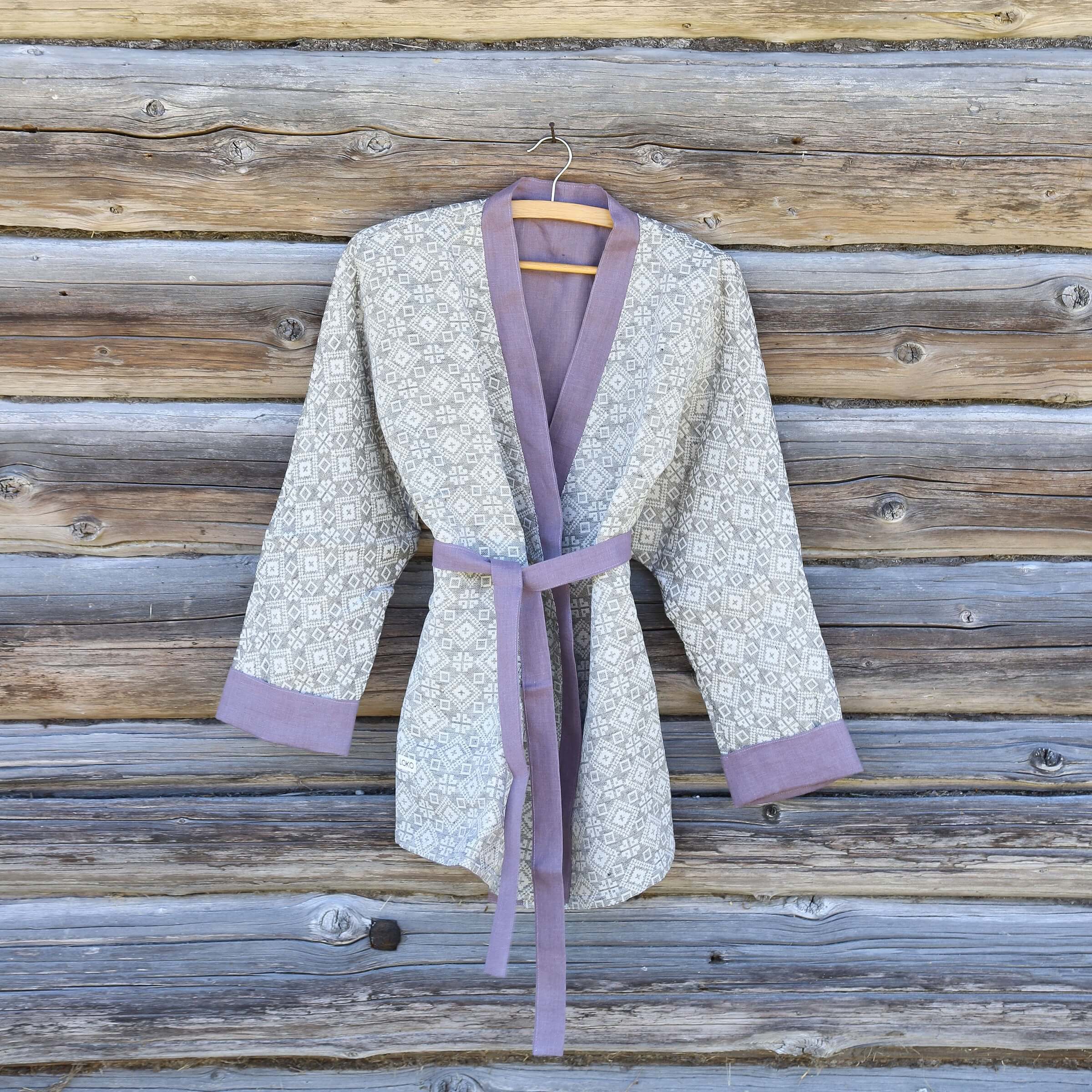 Kimono Tartumaa mustriga Eesti disain Loko